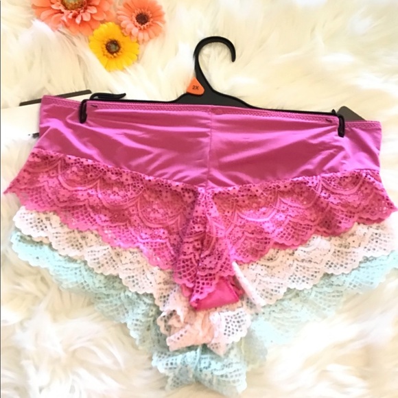 Daisy Fuentes Intimates 3 Pack Microfiber Perfect Fit Hipster Panties - Picture 7 of 11